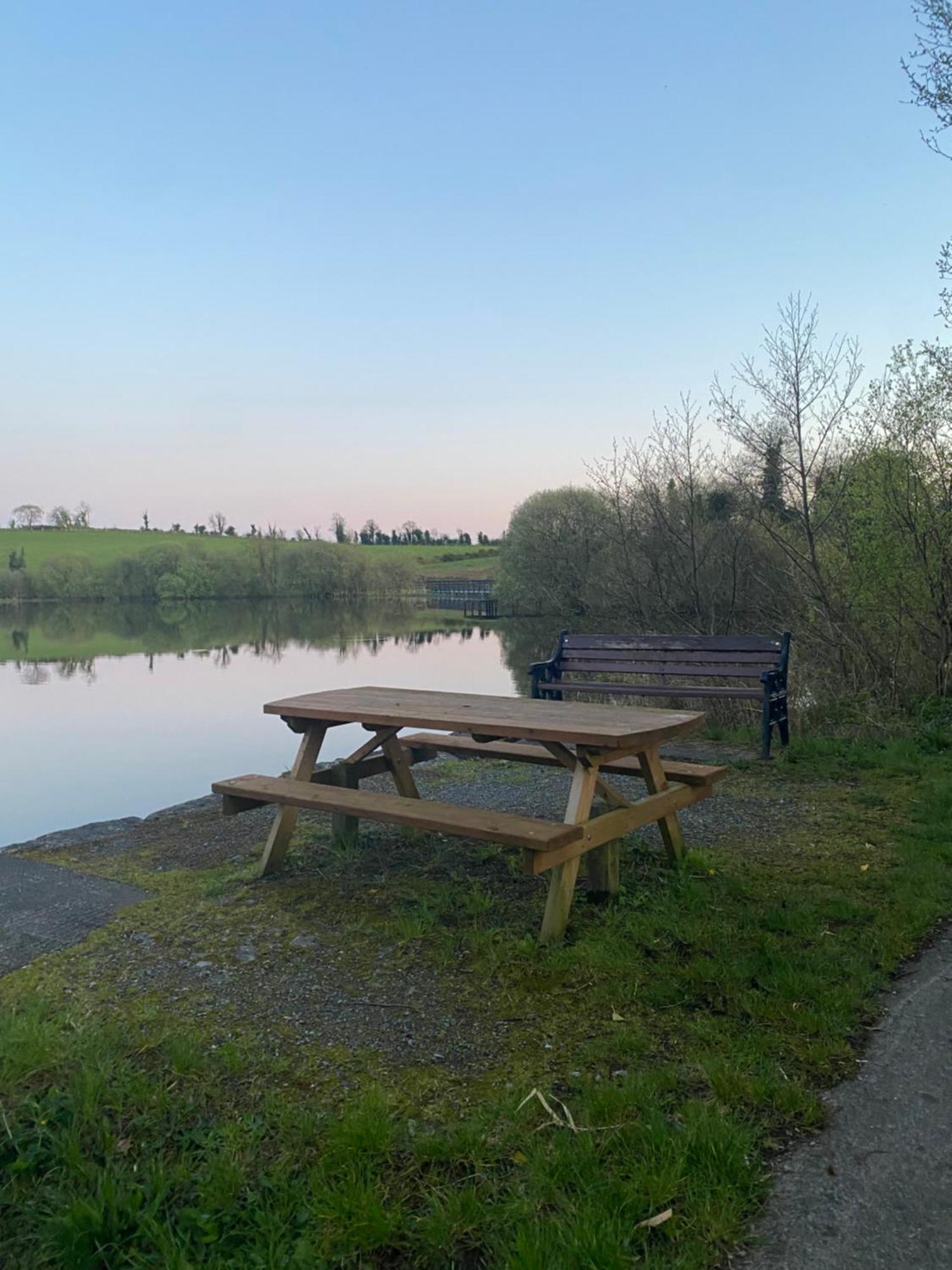 Killyfole Lakeside Lodges Corranny Bagian luar foto