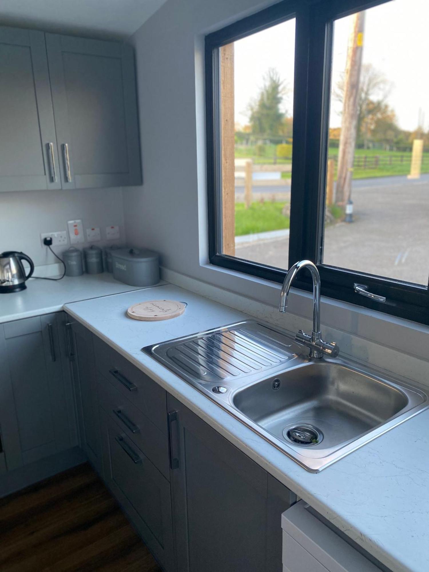 Killyfole Lakeside Lodges Corranny Bagian luar foto