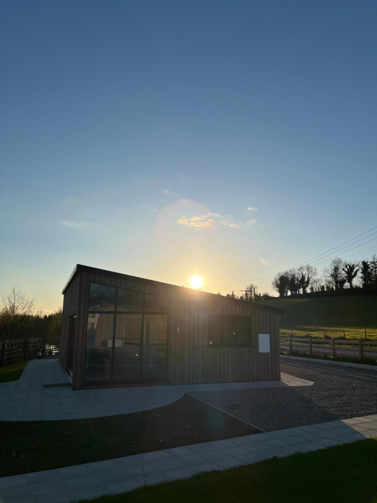 Killyfole Lakeside Lodges Corranny Bagian luar foto